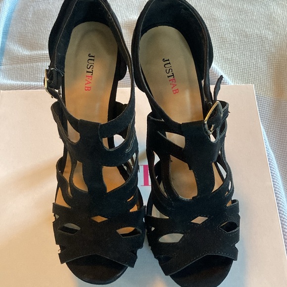 JustFab Platform Heels in Black Faux Suede, Like New! - Picture 2 of 14